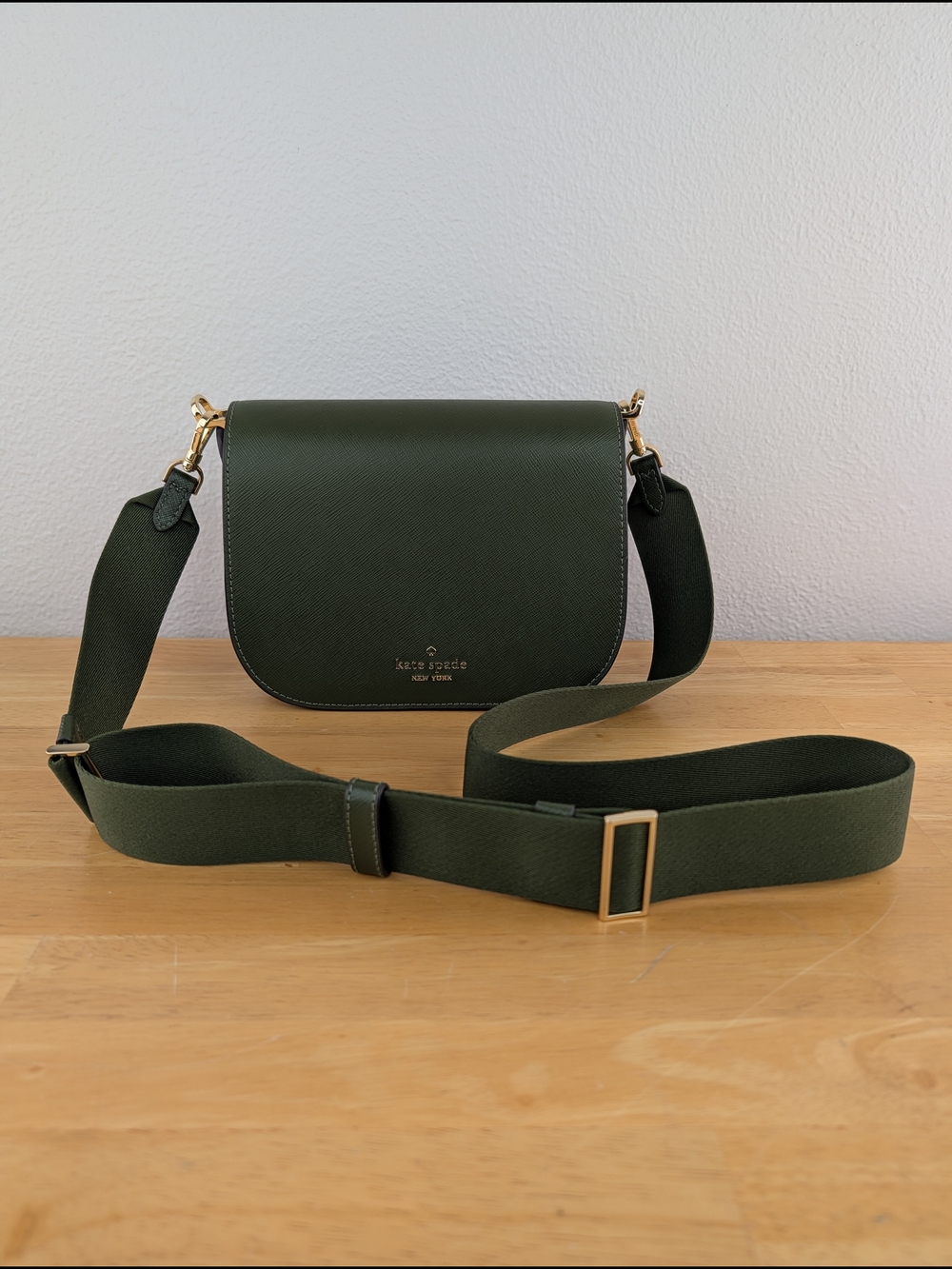 Kate Spade Madison Green Saffiano Structured Saddle Crossbody Bag Flap Closure